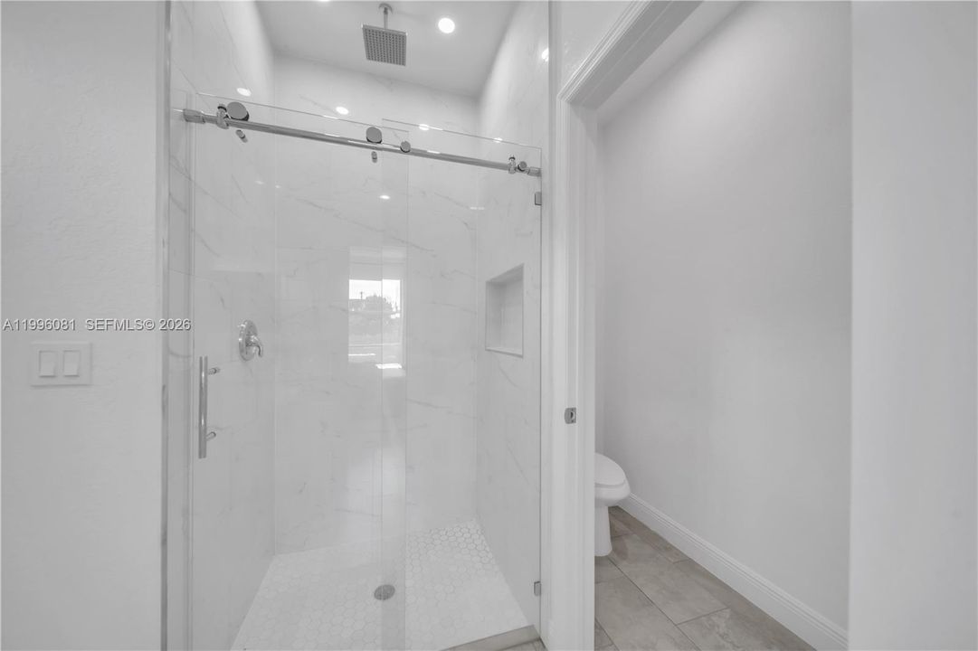 На продажу: $319,900 (3 спален, 2 ванн, 1503 Квадратных фут)