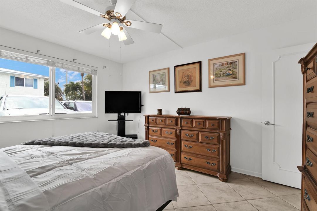 6263 NE 19th Ave, 1011, Fort Lauderdale