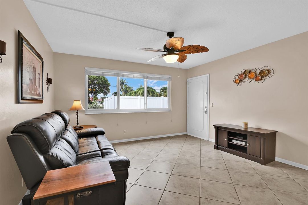 6263 NE 19th Ave, 1011, Fort Lauderdale