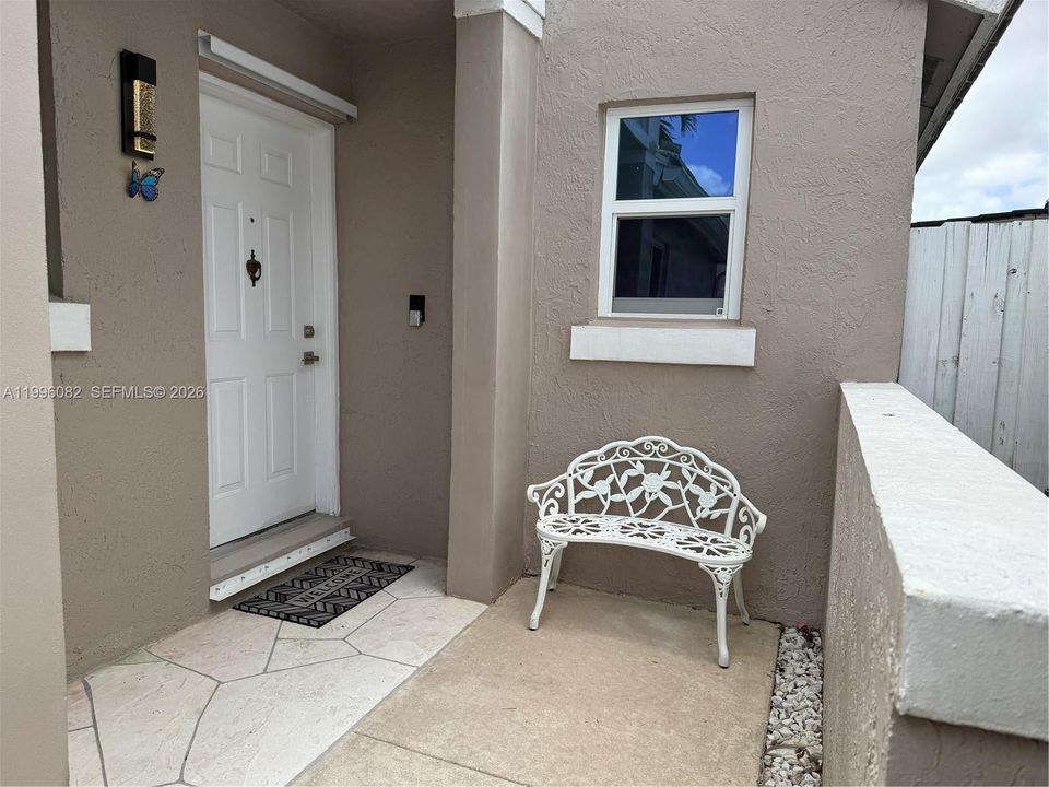 En Venta: $477,800 (3 camas, 2 baños, 1195 Pies cuadrados)