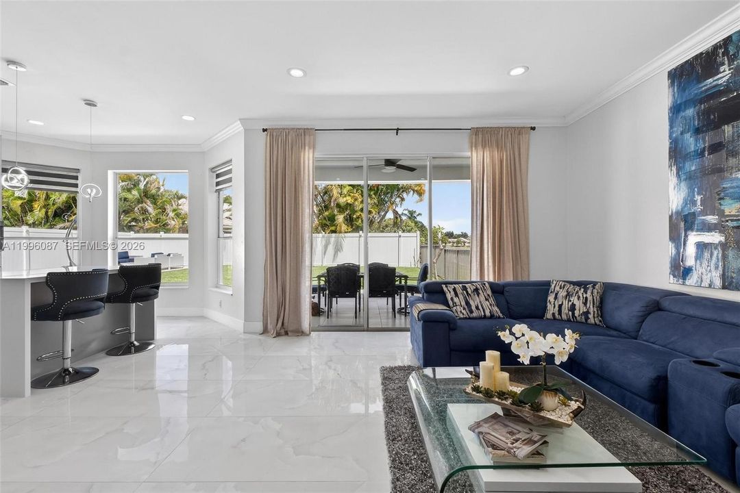 For Sale: $870,000 (4 beds, 2 baths, 2680 Square Feet)