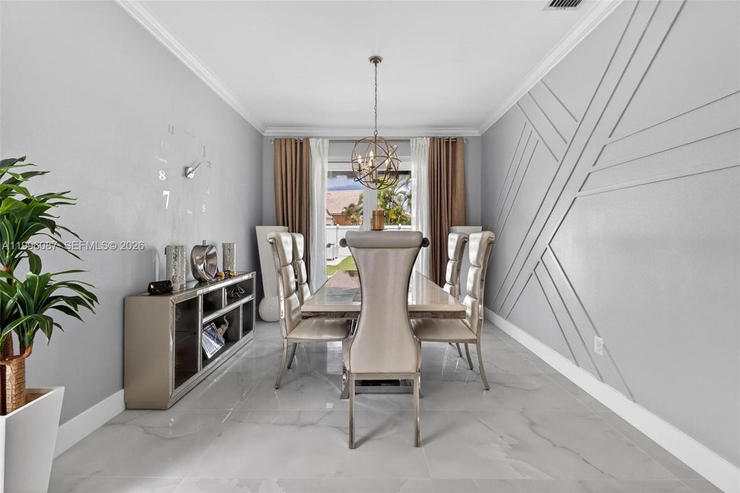 For Sale: $870,000 (4 beds, 2 baths, 2680 Square Feet)
