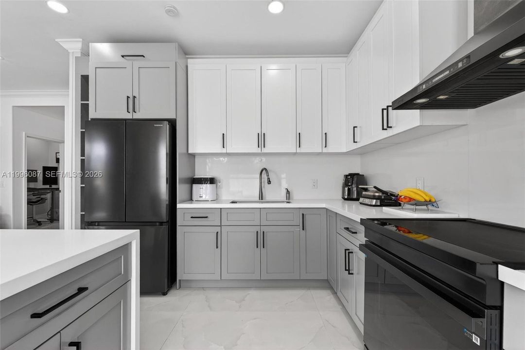 For Sale: $870,000 (4 beds, 2 baths, 2680 Square Feet)