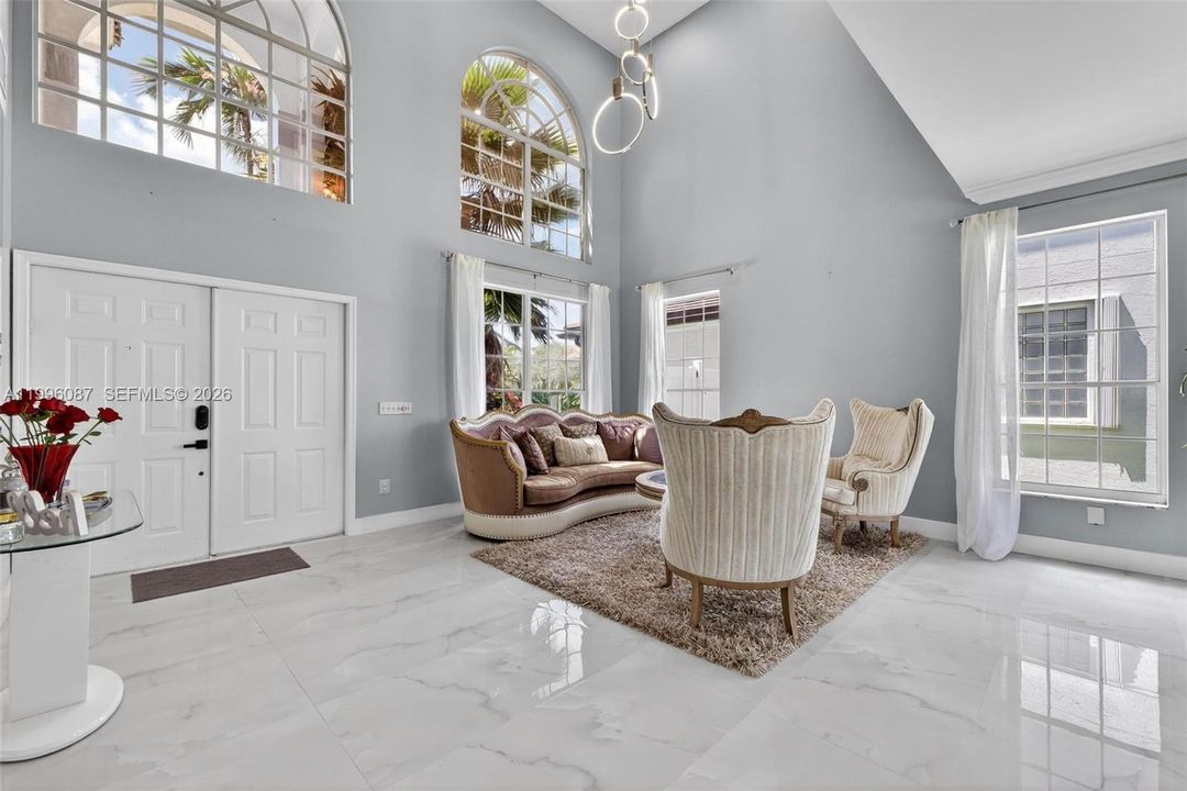 For Sale: $870,000 (4 beds, 2 baths, 2680 Square Feet)