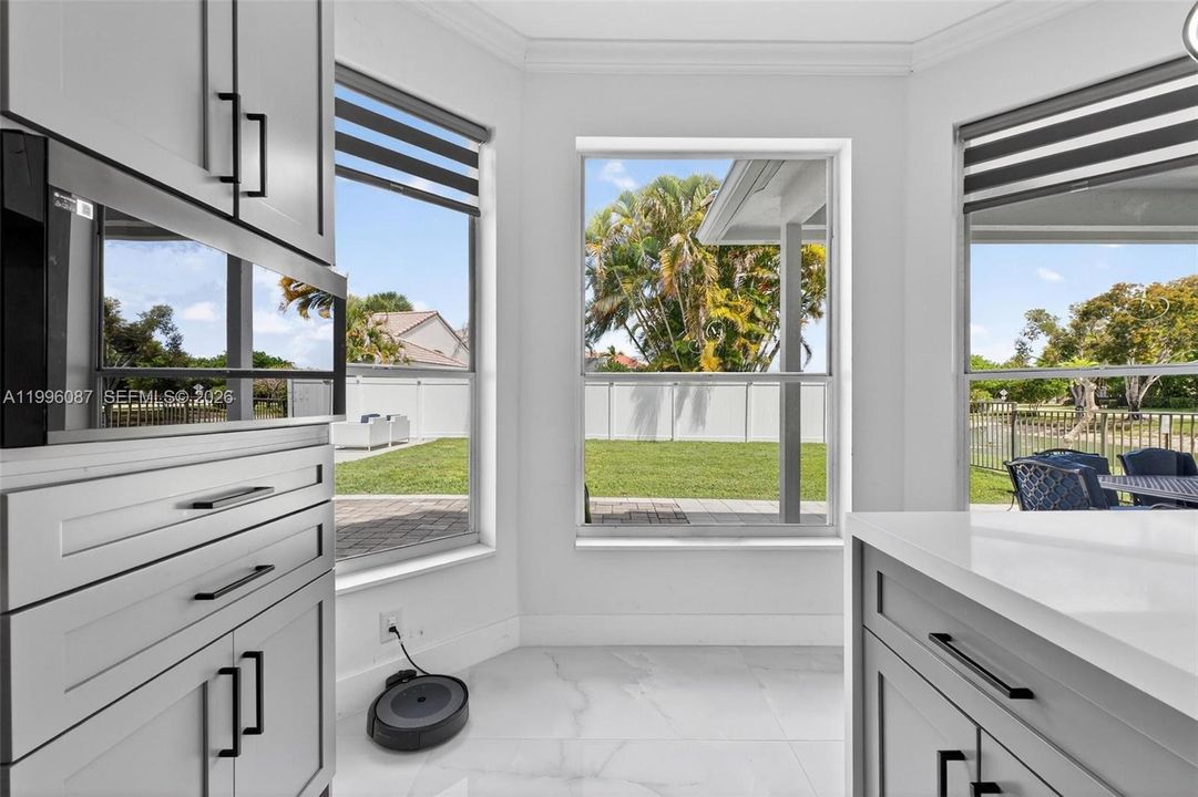 For Sale: $870,000 (4 beds, 2 baths, 2680 Square Feet)