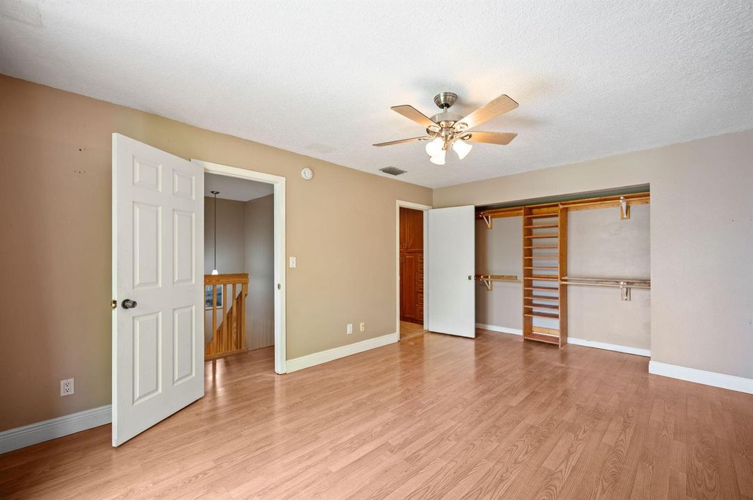 20-web-or-mls-620-commodore-dr