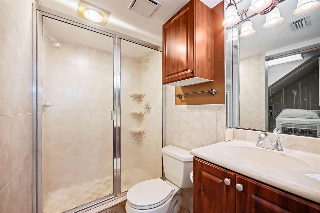 26-web-or-mls-620-commodore-dr