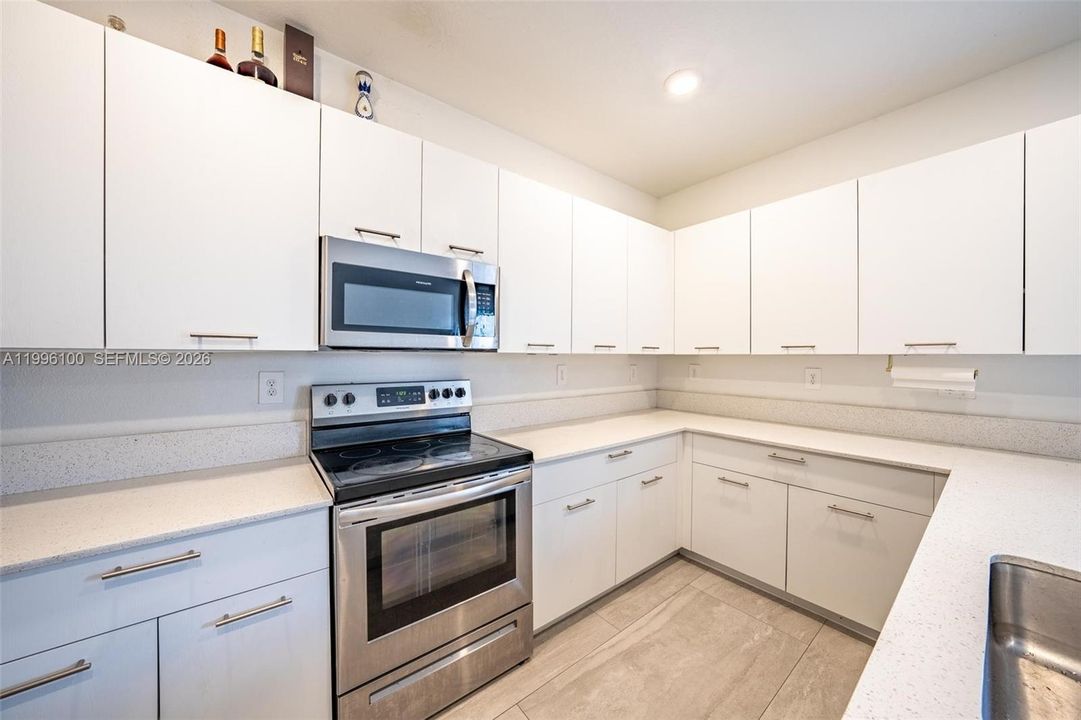 En Venta: $510,000 (3 camas, 2 baños, 1612 Pies cuadrados)
