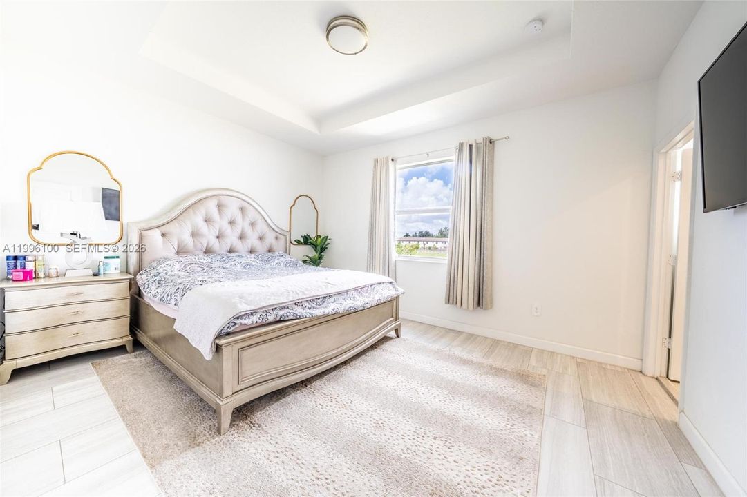 En Venta: $510,000 (3 camas, 2 baños, 1612 Pies cuadrados)