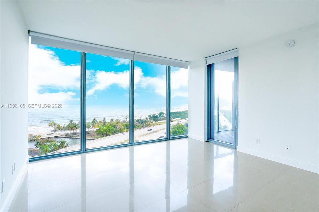 В аренду: $6,400 (2 спален, 3 ванн, 1870 Квадратных фут)