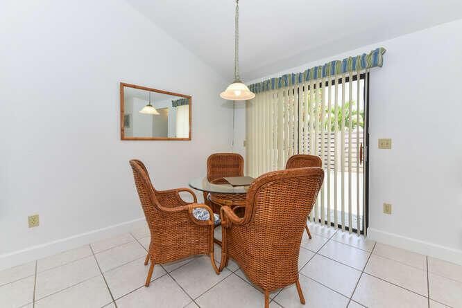 1801 US1 6C Jupiter FL 33477-small-009-0
