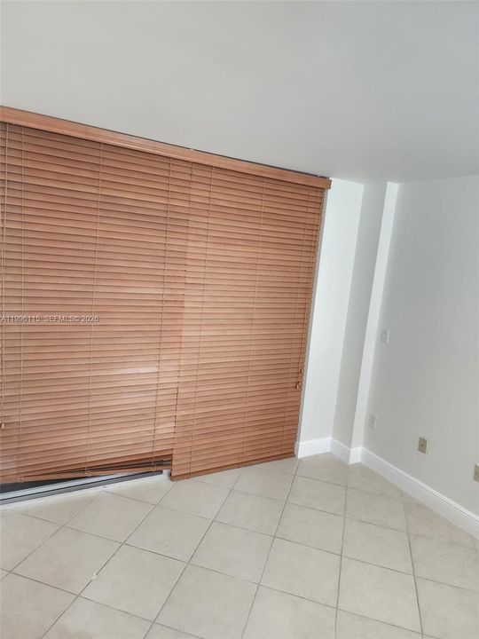 En Venta: $249,000 (2 camas, 1 baños, 767 Pies cuadrados)