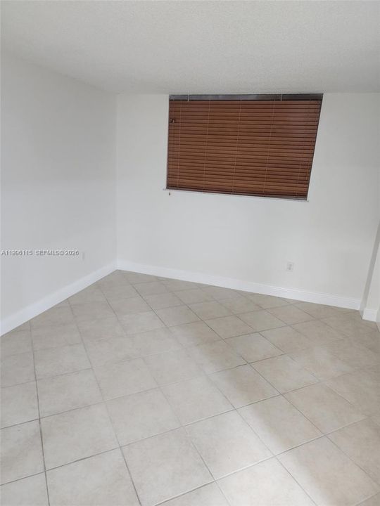 En Venta: $249,000 (2 camas, 1 baños, 767 Pies cuadrados)