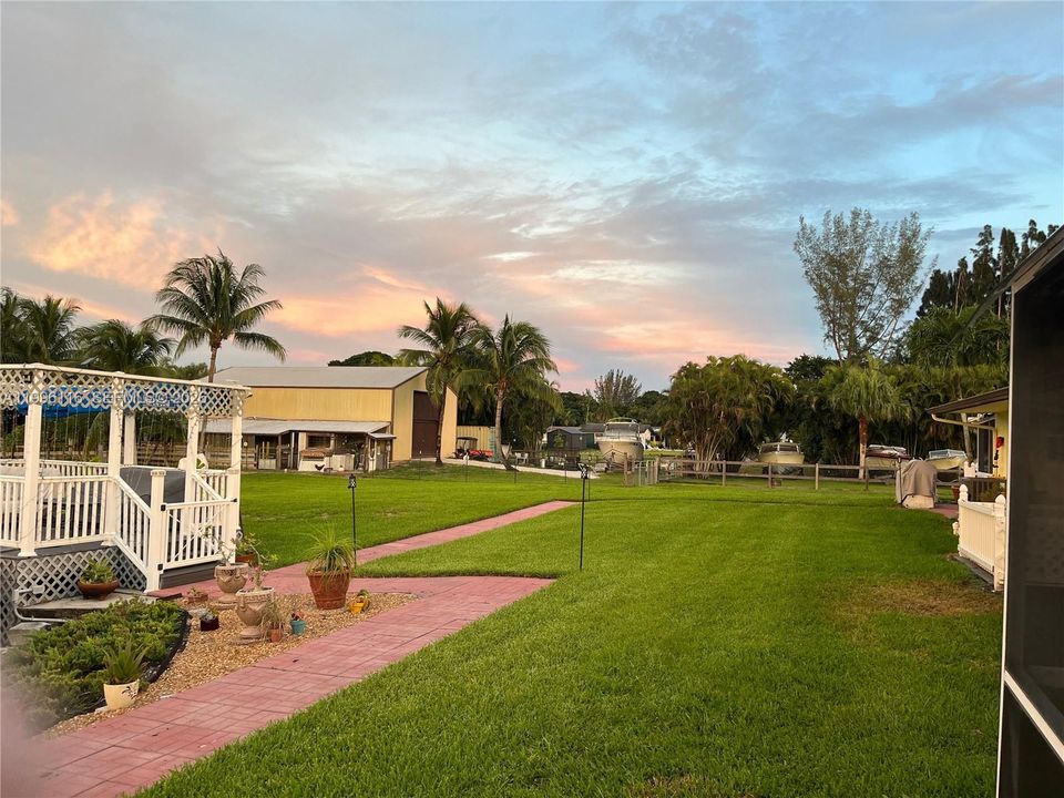 For Sale: $2,400,000 (6 beds, 3 baths, 3643 Square Feet)