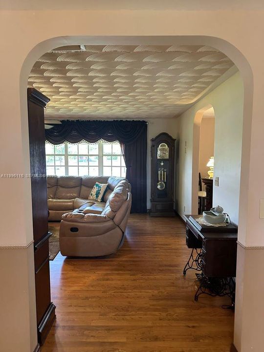 For Sale: $2,400,000 (6 beds, 3 baths, 3643 Square Feet)