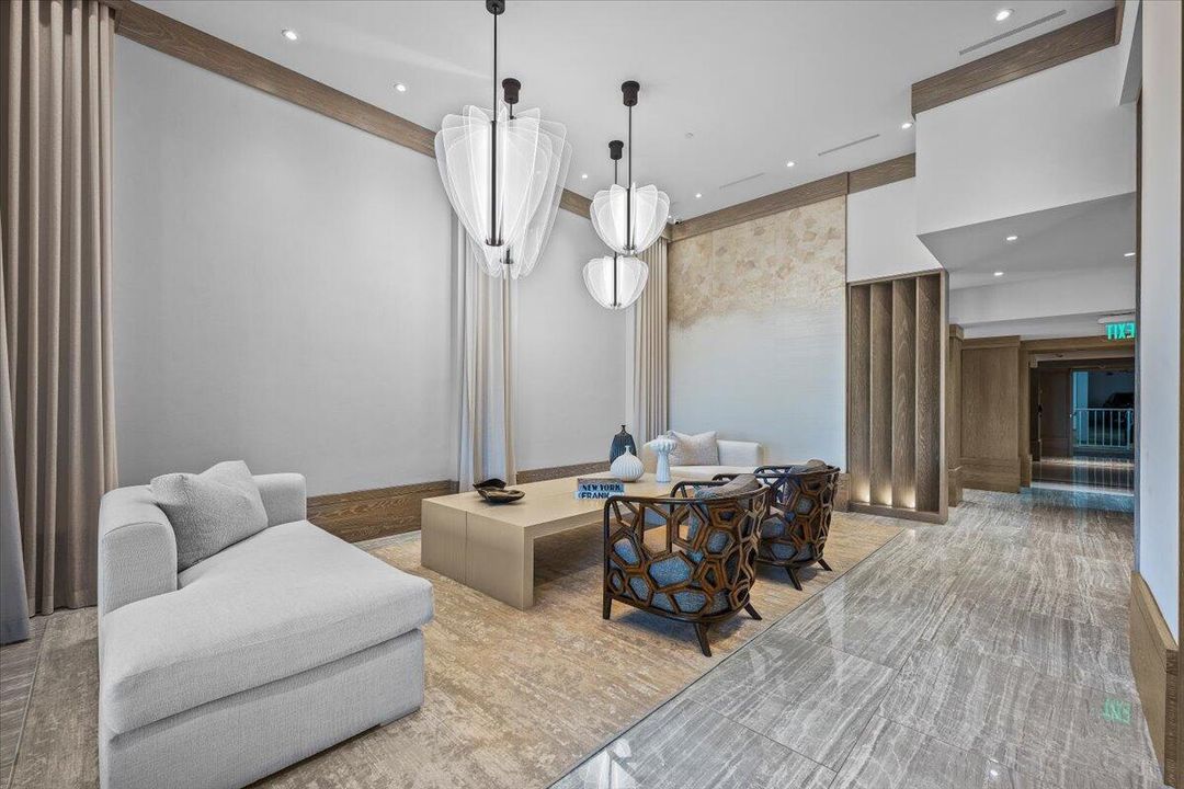 Fully remodeled Designer Lobby