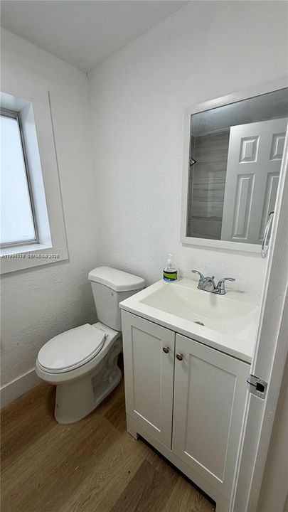 For Sale: $409,900 (3 beds, 2 baths, 1000 Square Feet)