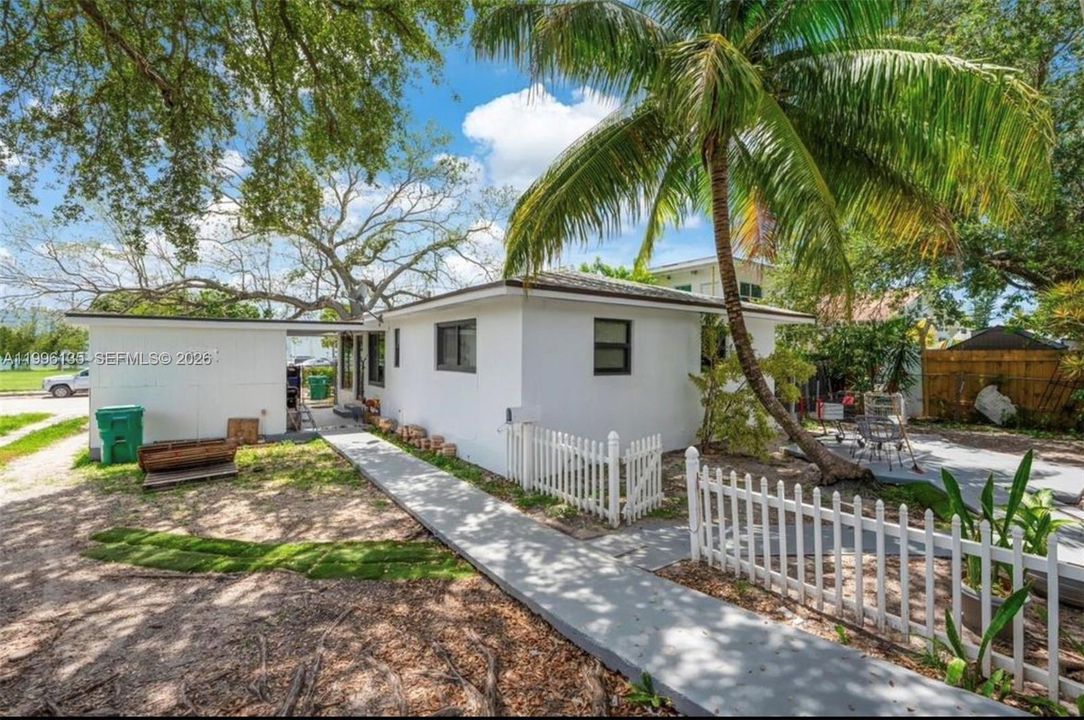 For Sale: $850,000 (0 beds, 0 baths, 2108 Square Feet)