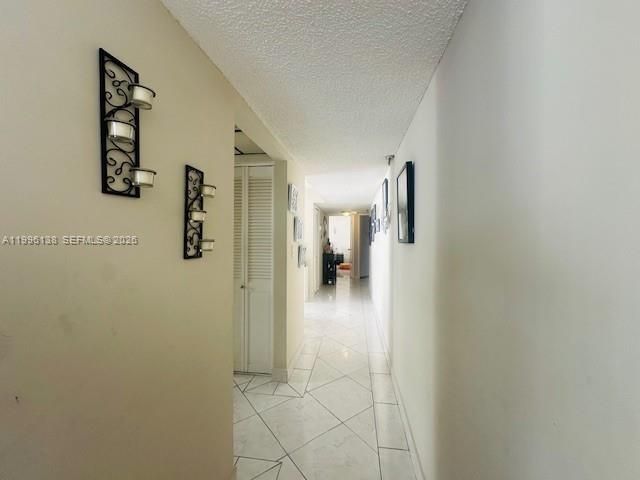 For Sale: $429,777 (2 beds, 2 baths, 1217 Square Feet)