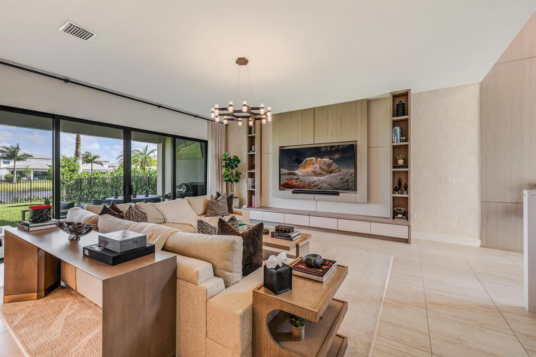 8283 Royal County Down Rd-9