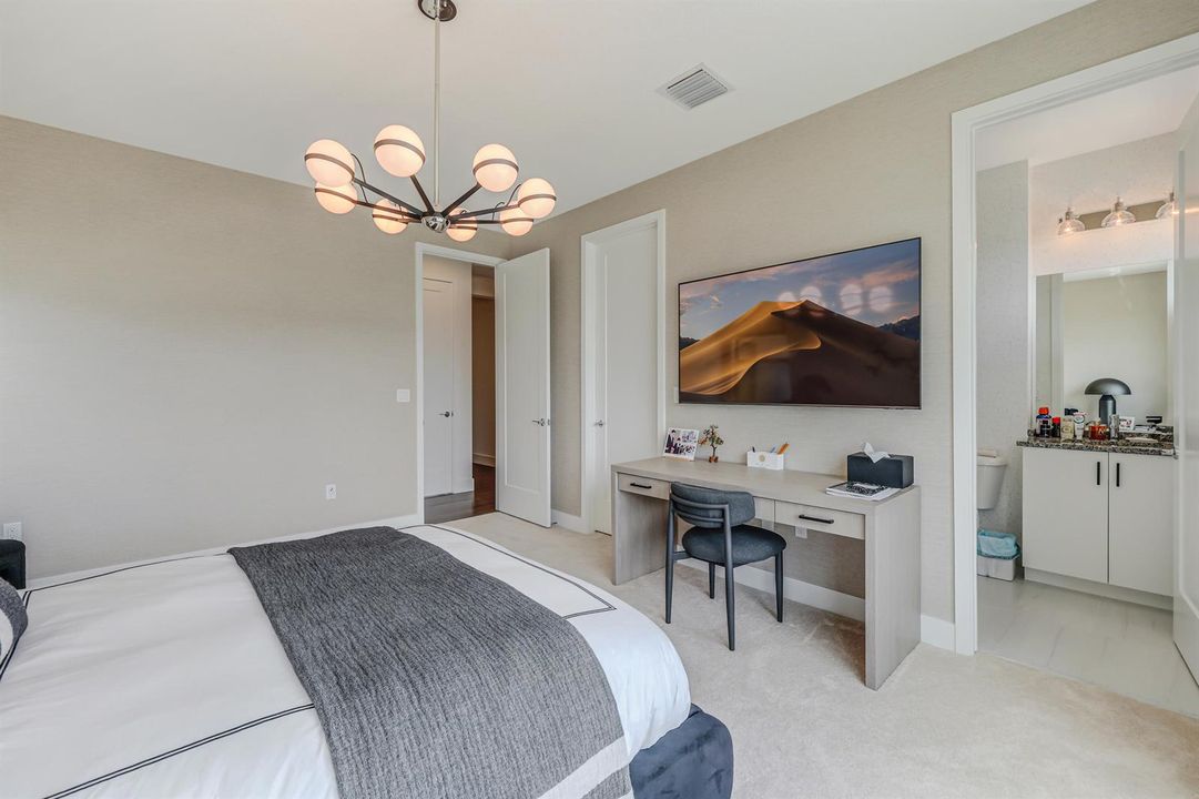 8283 Royal County Down Rd-55