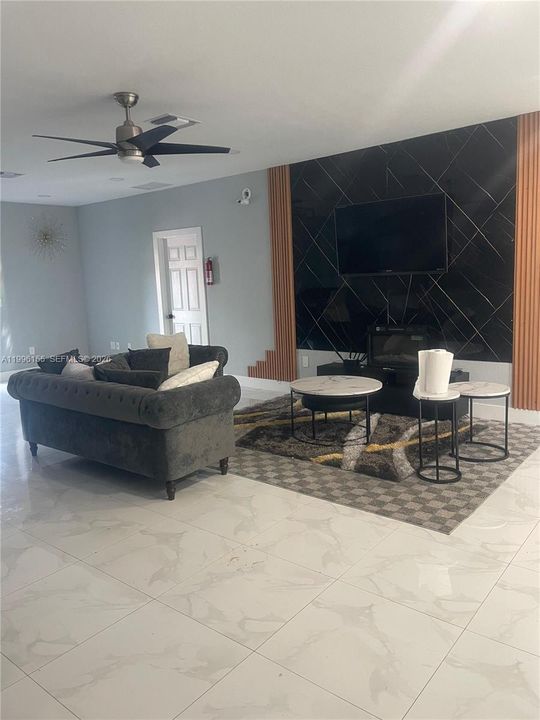 Active With Contract: $765,000 (4 beds, 2 baths, 2260 Square Feet)