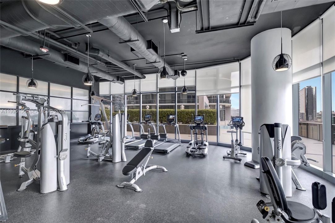 For Sale: $520,000 (1 beds, 2 baths, 2176 Square Feet)