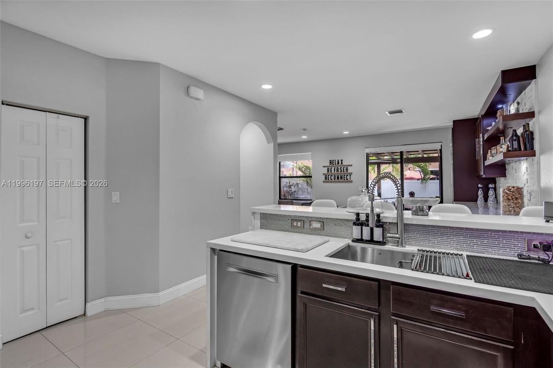Activo con contrato: $539,900 (3 camas, 3 baños, 1910 Pies cuadrados)