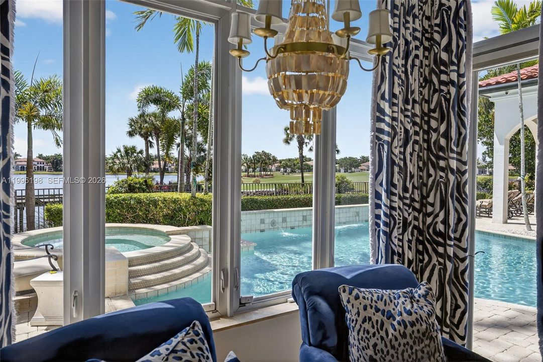 Active With Contract: $6,750,000 (5 beds, 6 baths, 6045 Square Feet)