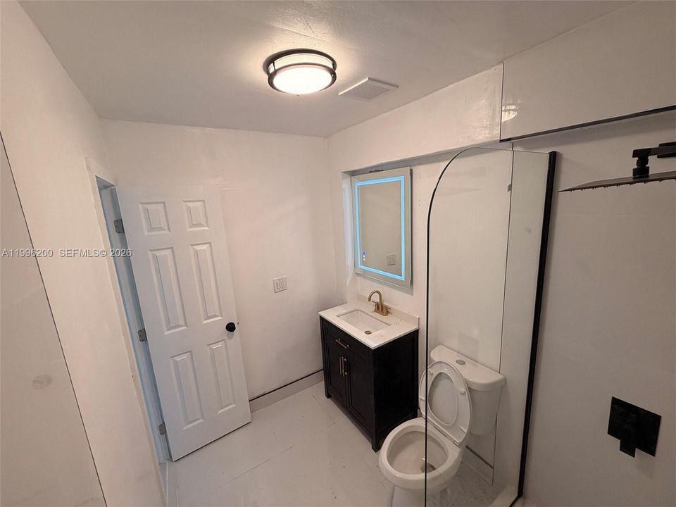 For Sale: $585,000 (3 beds, 2 baths, 1340 Square Feet)