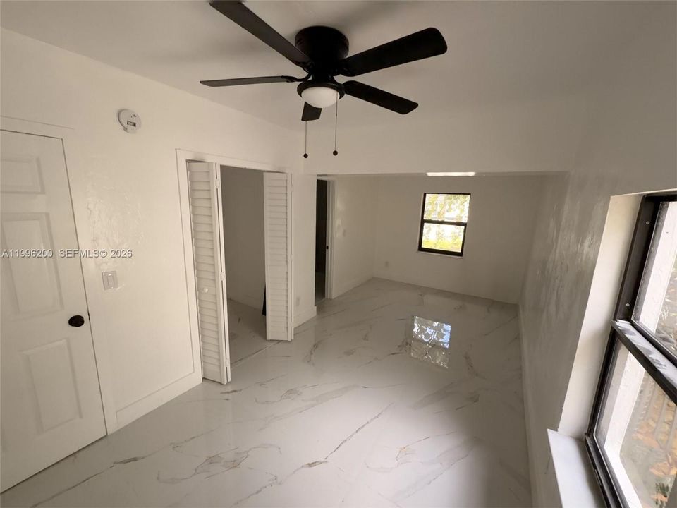 For Sale: $585,000 (3 beds, 2 baths, 1340 Square Feet)