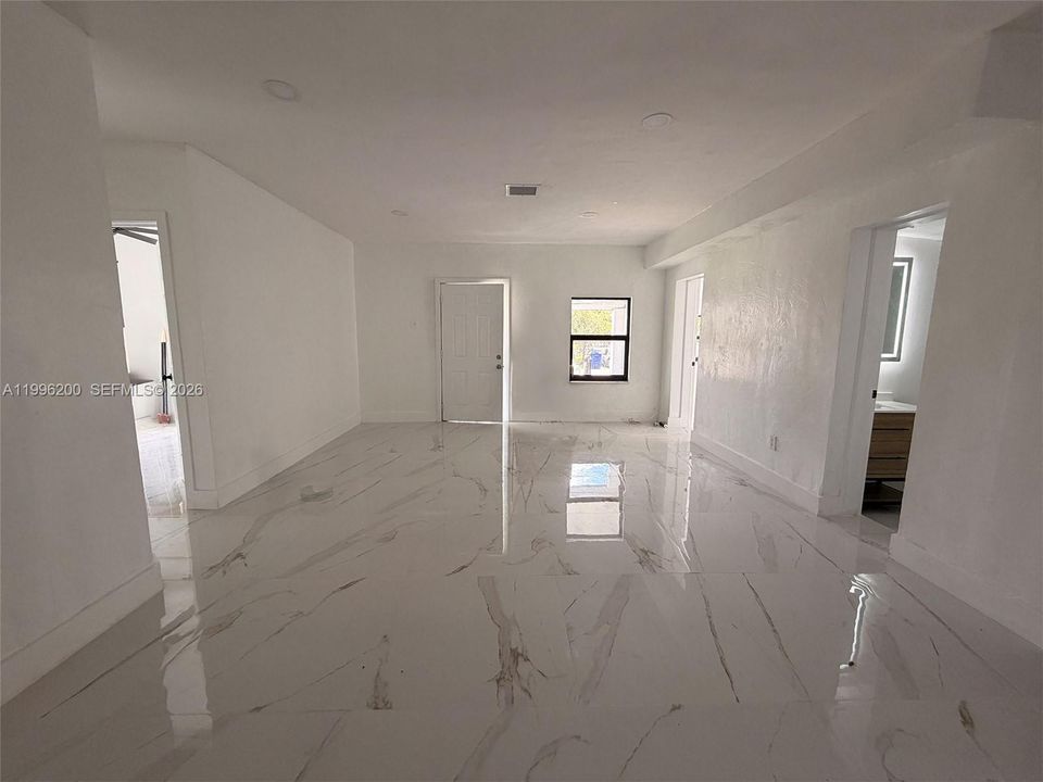 For Sale: $585,000 (3 beds, 2 baths, 1340 Square Feet)