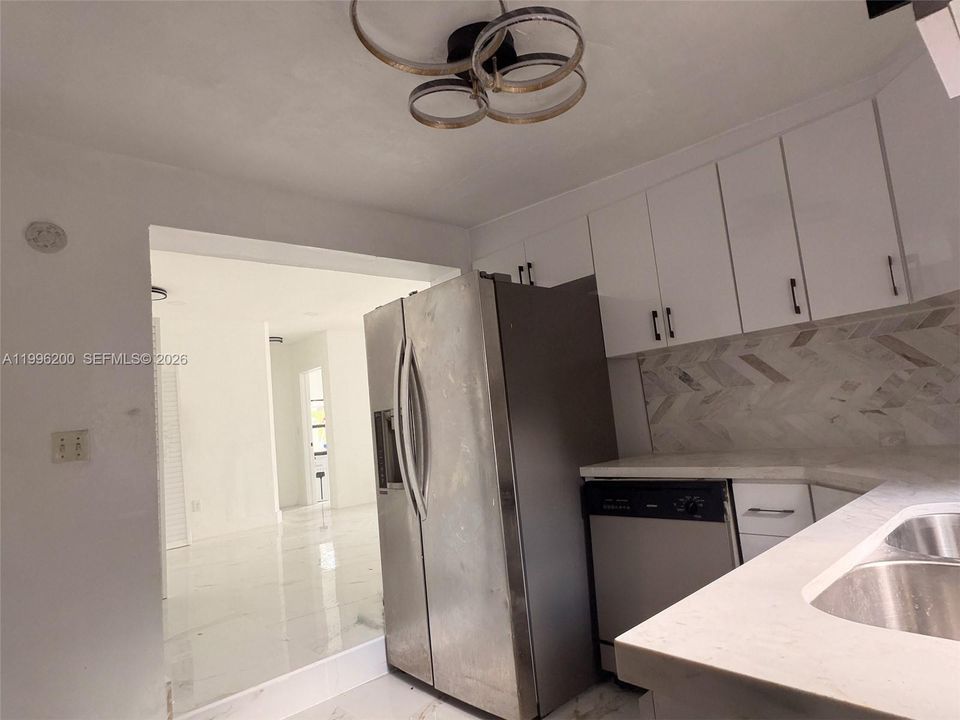 For Sale: $585,000 (3 beds, 2 baths, 1340 Square Feet)