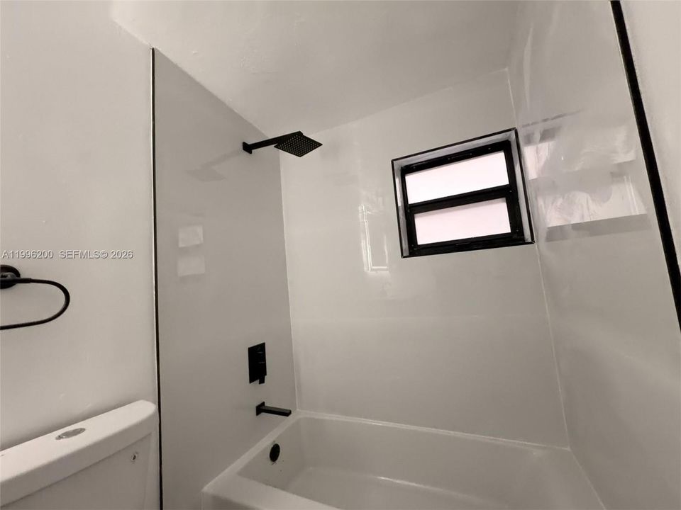 For Sale: $585,000 (3 beds, 2 baths, 1340 Square Feet)