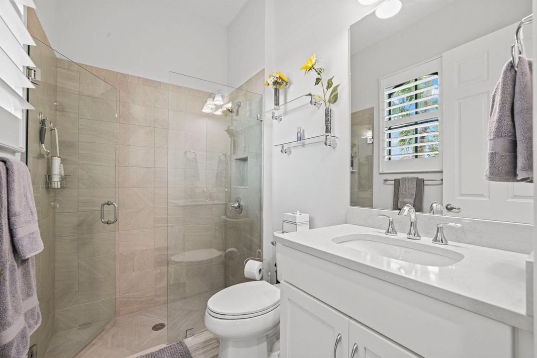 2nd Bathroom