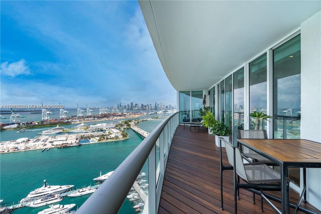 For Sale: $3,800,000 (2 beds, 3 baths, 2158 Square Feet)