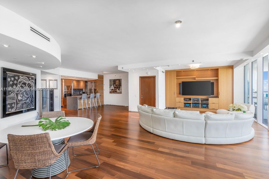 For Sale: $3,800,000 (2 beds, 3 baths, 2158 Square Feet)