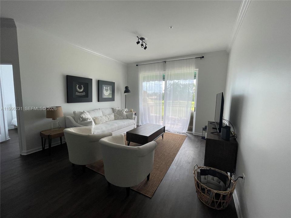 For Rent: $2,950 (3 beds, 2 baths, 1479 Square Feet)
