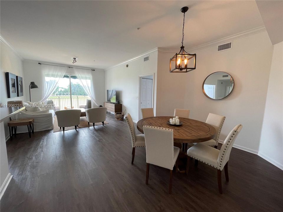 For Rent: $2,950 (3 beds, 2 baths, 1479 Square Feet)