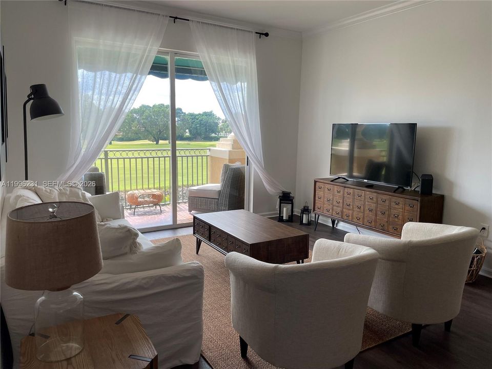 For Rent: $2,950 (3 beds, 2 baths, 1479 Square Feet)