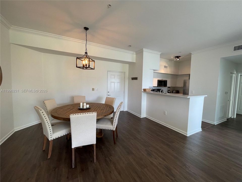 For Rent: $2,950 (3 beds, 2 baths, 1479 Square Feet)