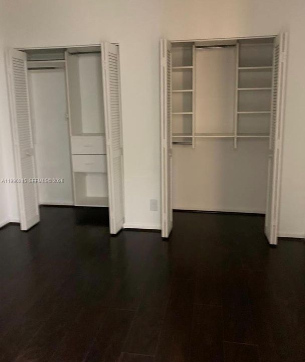En Venta: $1,350,000 (5 camas, 3 baños, 2554 Pies cuadrados)