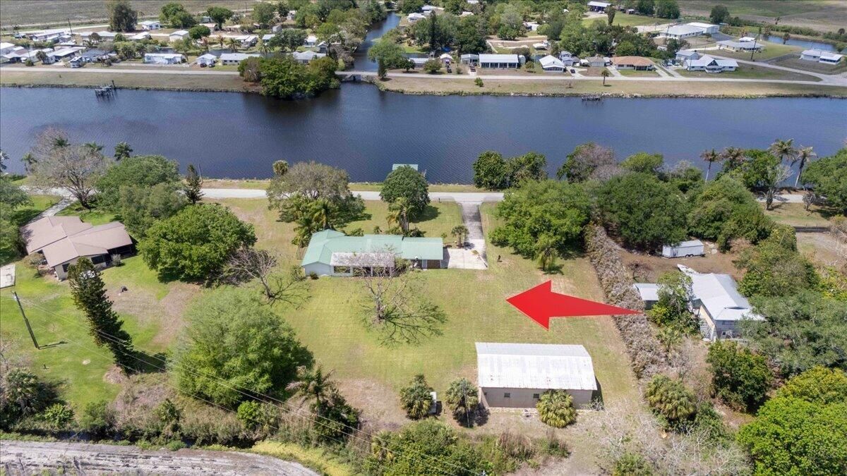 099-2531 River Rd Moore Haven Fl (99)