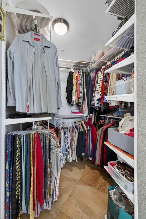 Walk-in Closet