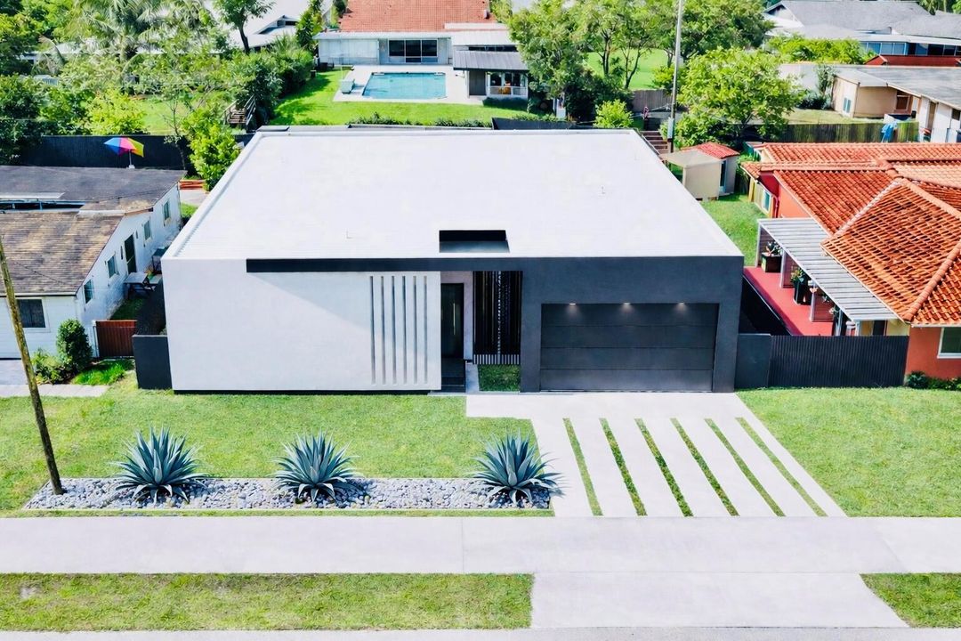 Front aerial