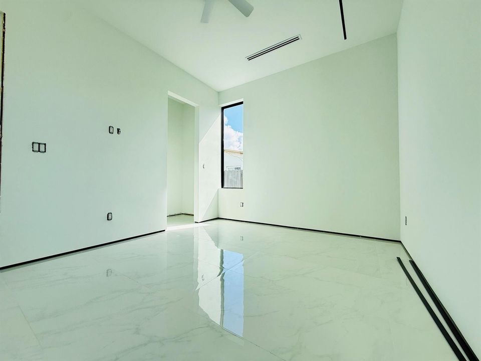 4th bedroom