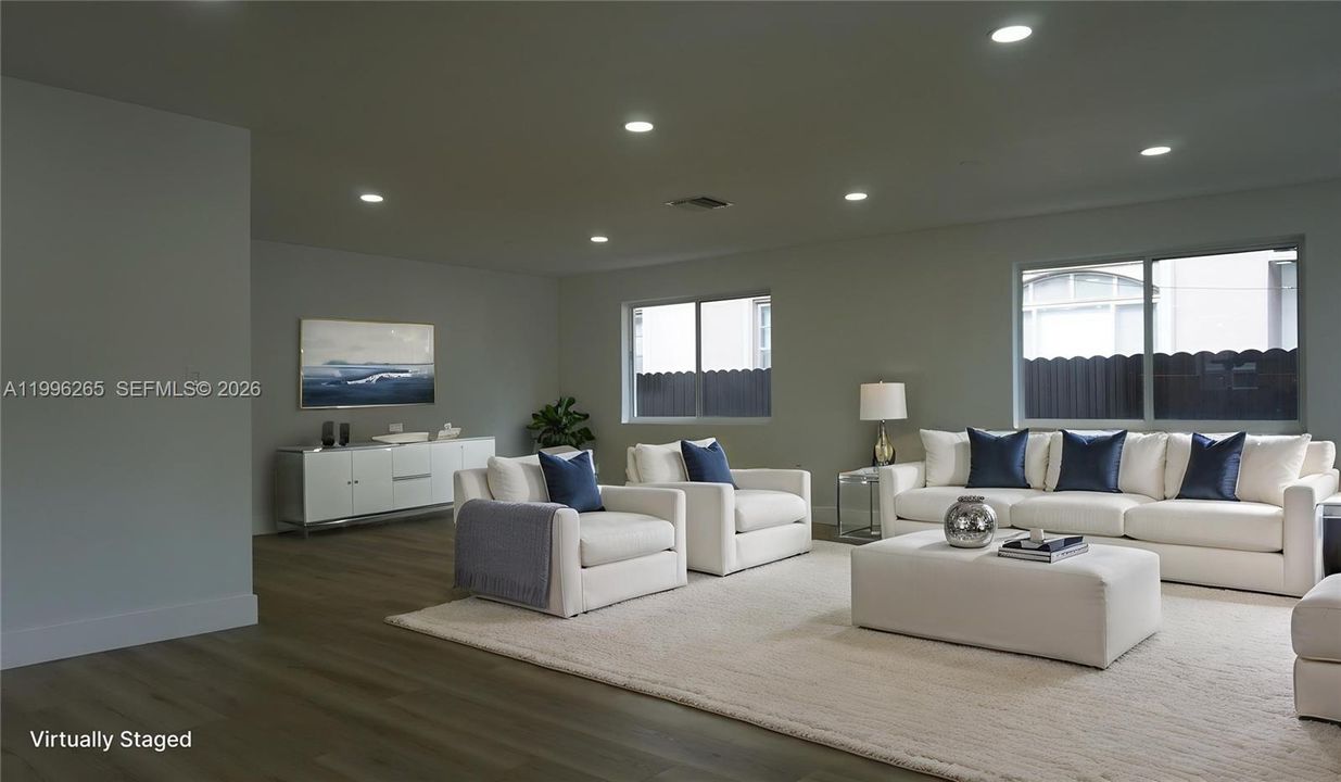 Activo con contrato: $639,900 (3 camas, 2 baños, 1748 Pies cuadrados)