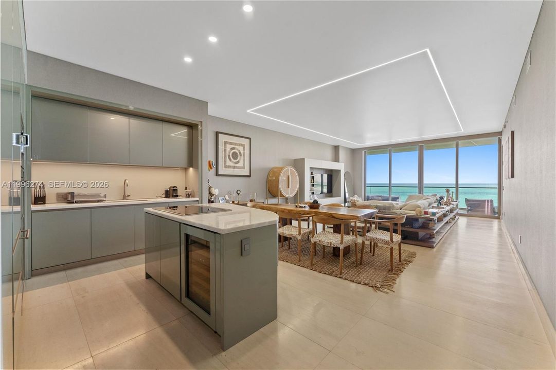 Active With Contract: $24,999 (3 beds, 3 baths, 2271 Square Feet)