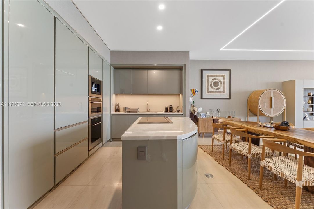 Active With Contract: $24,999 (3 beds, 3 baths, 2271 Square Feet)