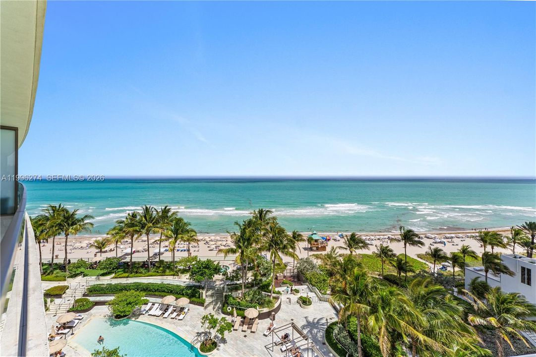 Active With Contract: $24,999 (3 beds, 3 baths, 2271 Square Feet)